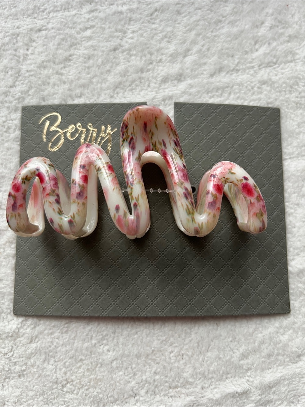 Berry Hair Claw Clips